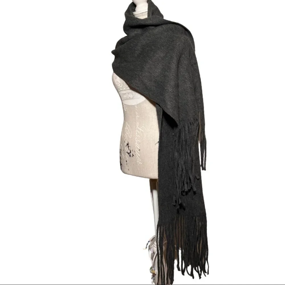 Lucky Brand scarf dark grey charcoal brushed fringe cozy warm rectangular